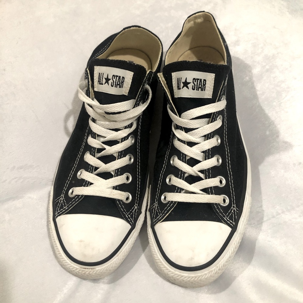 Men’s Black Converse